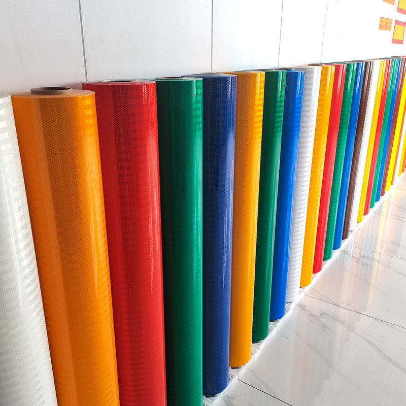 1.22*45.72m Retro-prismatische reflecterende plaatfilmrol voor verkeersveiligheid