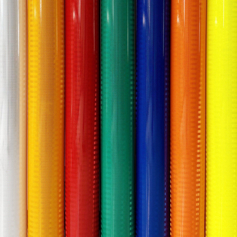 Zelfklevende PET-reflecterende film Prismatische reflectieplaat voor tijdelijke wegborden