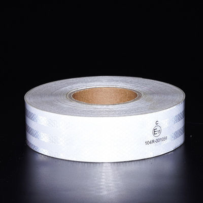Goede prijs 2 In*150 Ft Wit Gele Rode Radiumrol ECE 104r Prismatische Reflectieve Tape Voor Voertuigen online