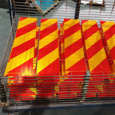Goede prijs Reflecterende achtermarkering aluminium plaat met waarschuwingssticker voor zware voertuigen online
