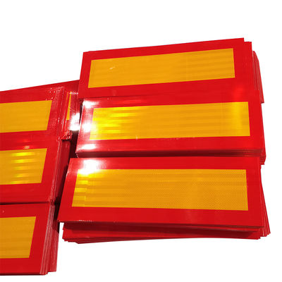 Goede prijs Voertuig Opvallendheidsmarkeringen Geel en Rood Gestreepte Aluminium Reflector Reflecterende Chevron Sticker Voor Zware Vrachtwagen online
