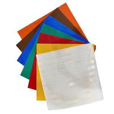 Goede prijs ASTM D4956 Type I-technische graad Prismatische EGP-reflecterende plaat online